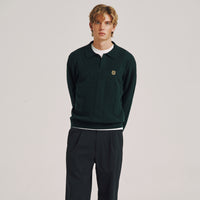 테니스 리그 카라 니트