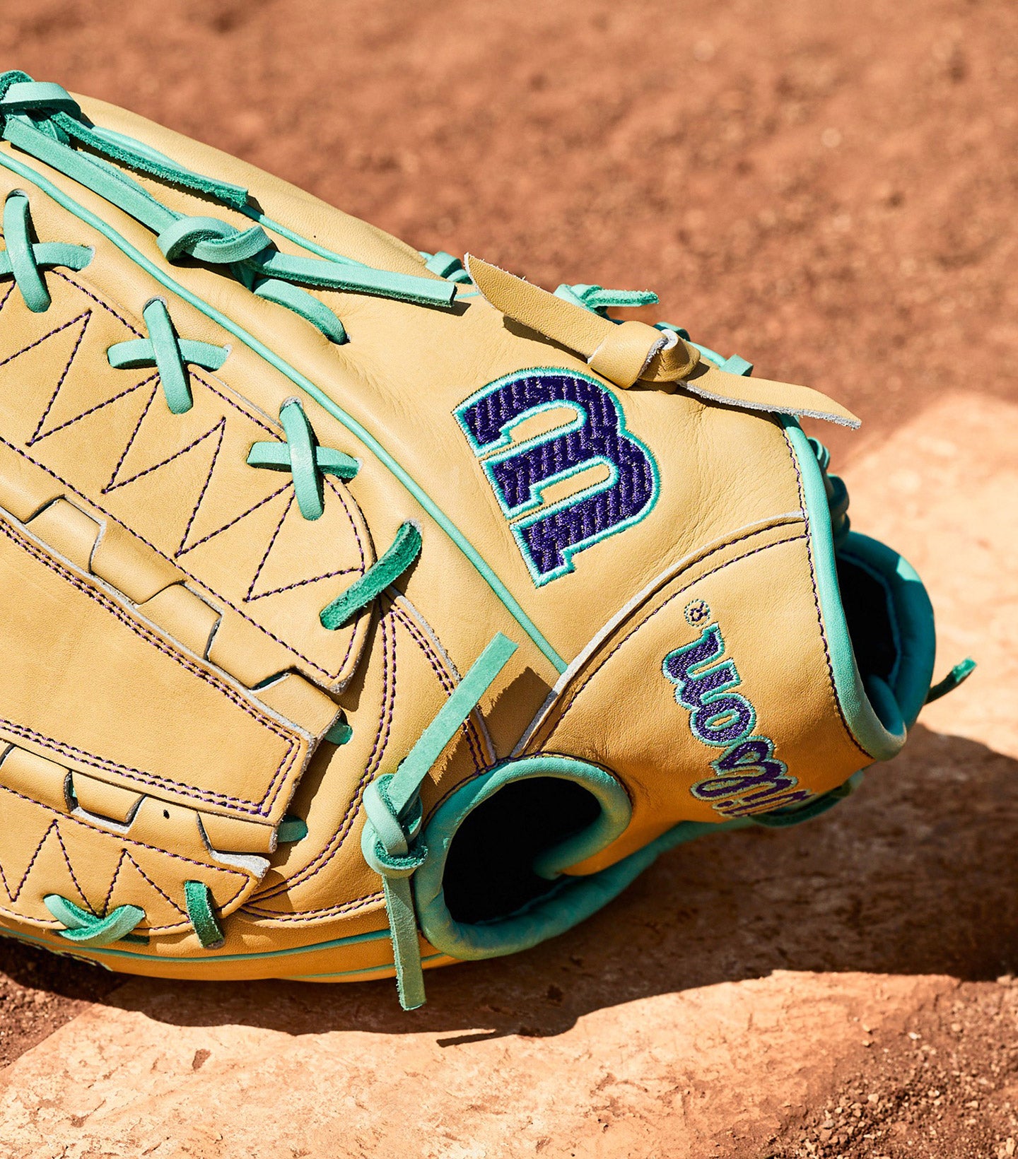 윌슨 2026 SPRING A2000 DH12 12" 투수 글러브